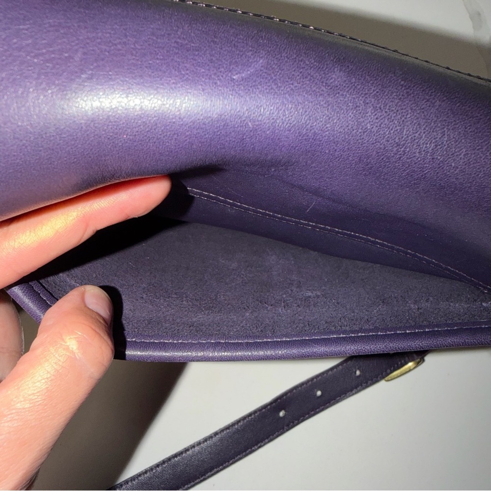 Vintage Coach Tribeca Flap (EGGPLANT) - Picture 9 of 16